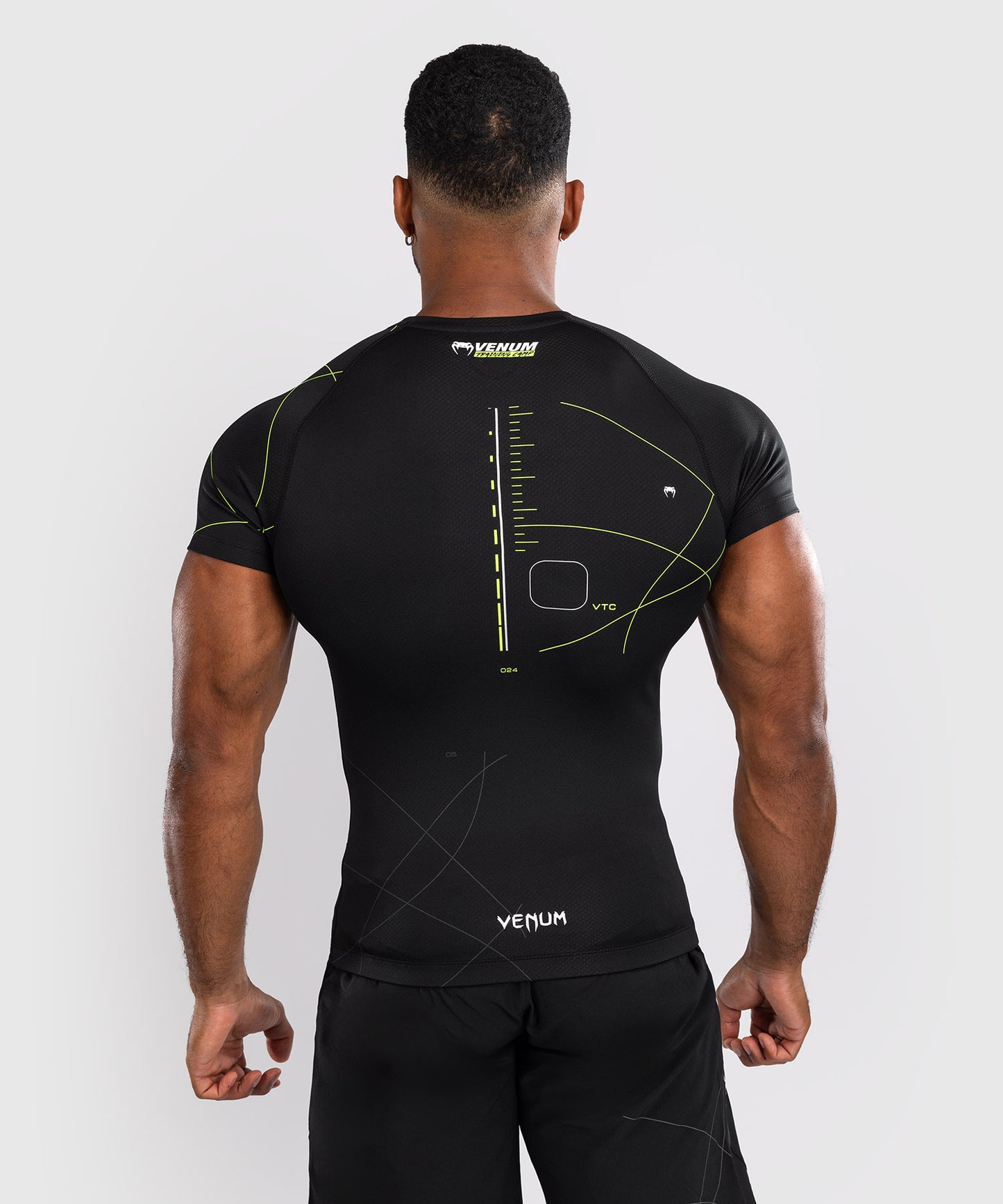 Venum Training Camp 4.0 Kurzärmeliger Rashguard - Schwarz/Neongrün