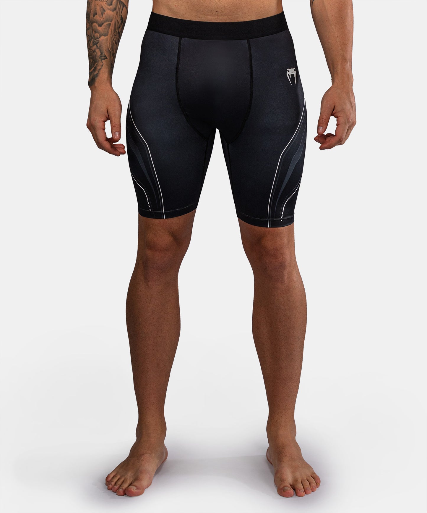 Short de Compression Venum Streamline – Noir/Blanc