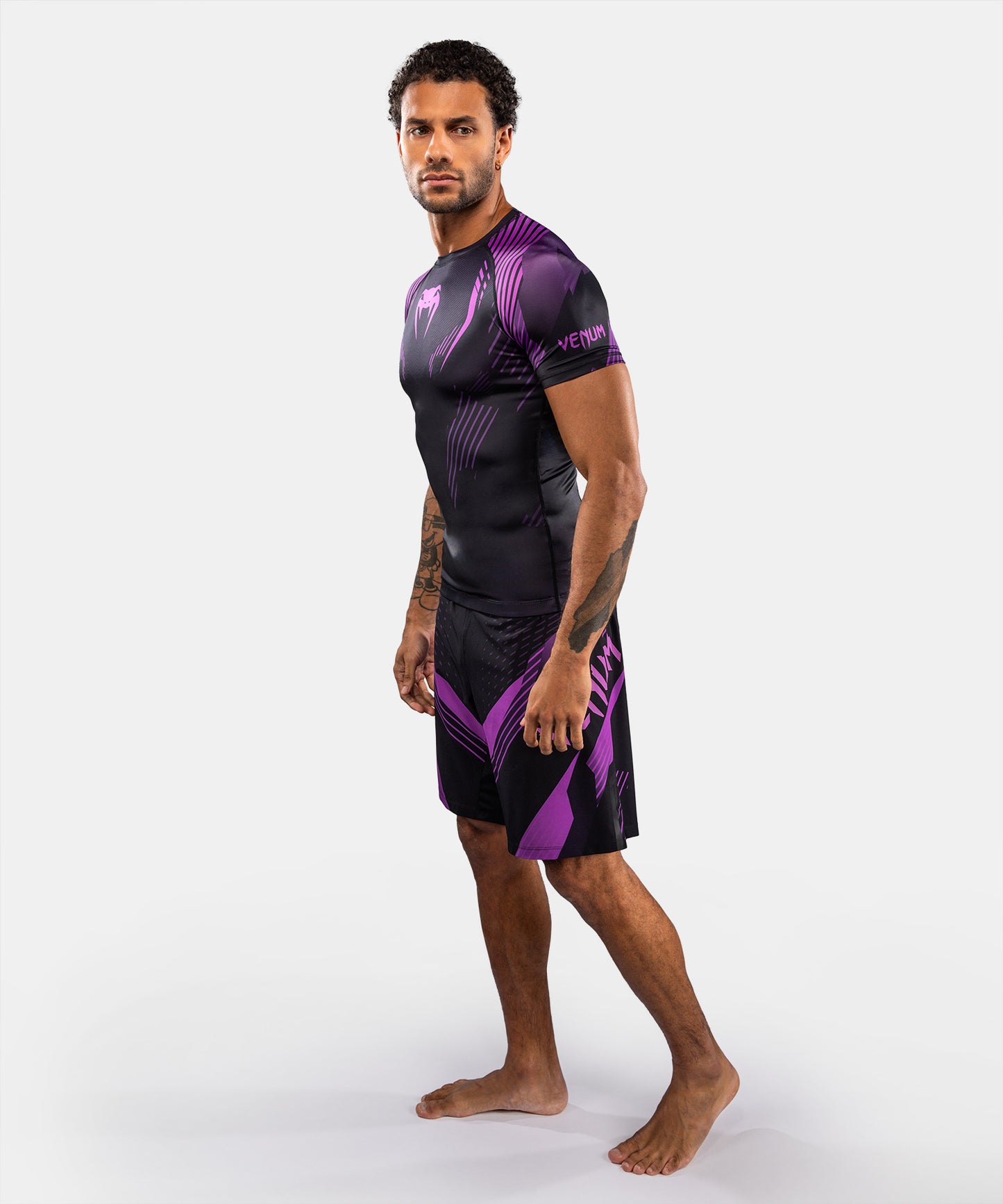 Venum No-Gi 6.0 Rashguard Manga Corta - Negro/Púrpura