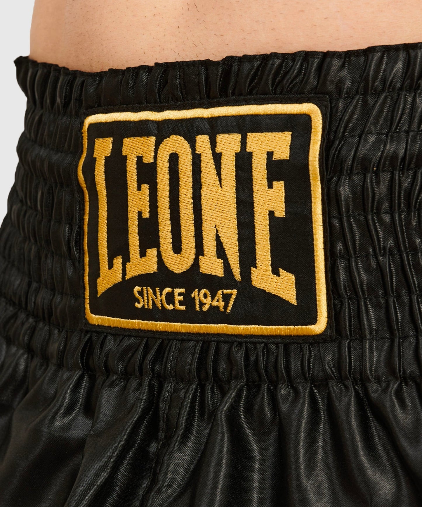Leone Basic Pantaloncini da Muay Thai - Nero