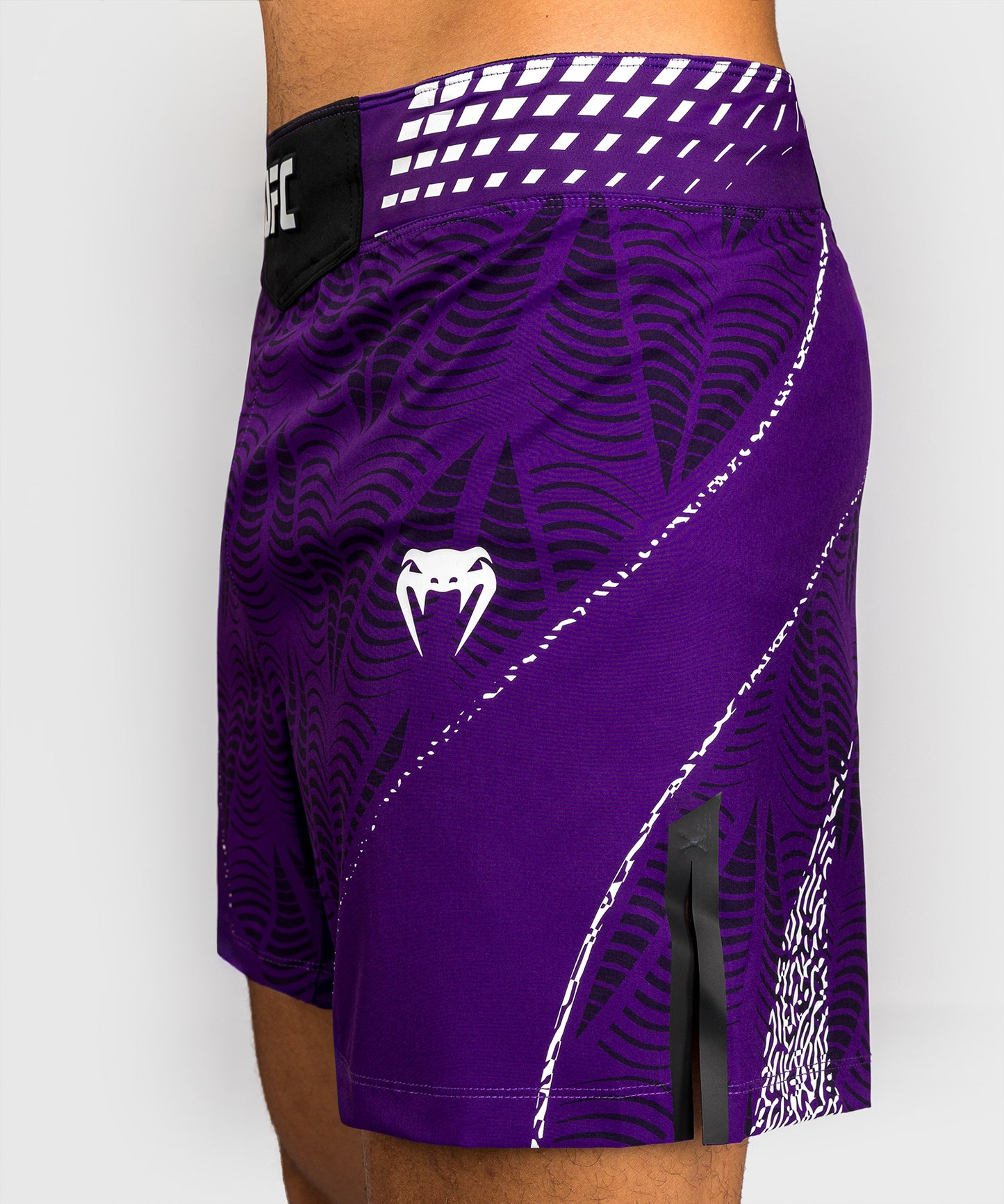 UFC Zenith by Venum Authentic Fight Night Kurze Passform Fight Short Herren - Lila
