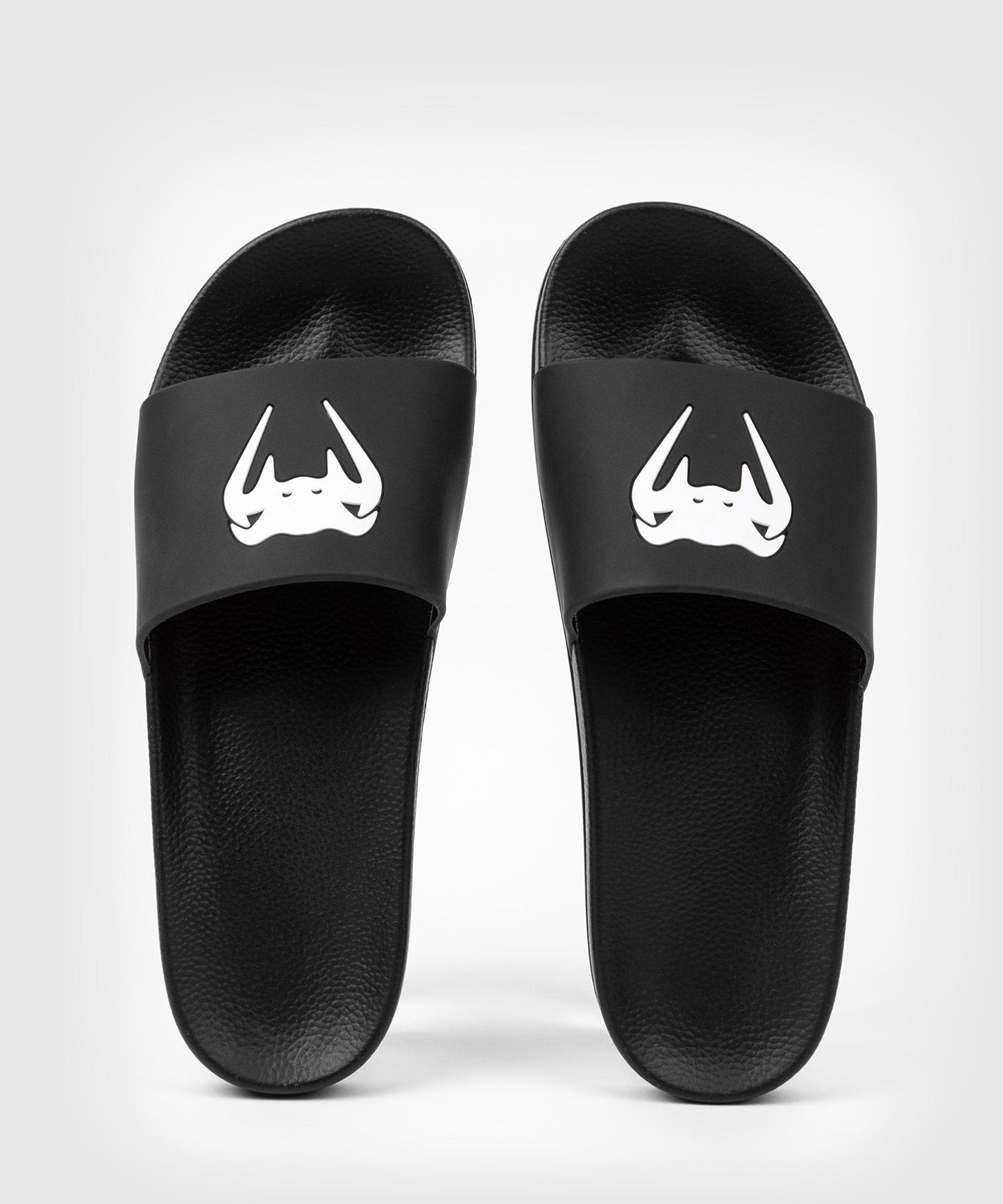 Venum Classic Sandalias - Negro/Blanco