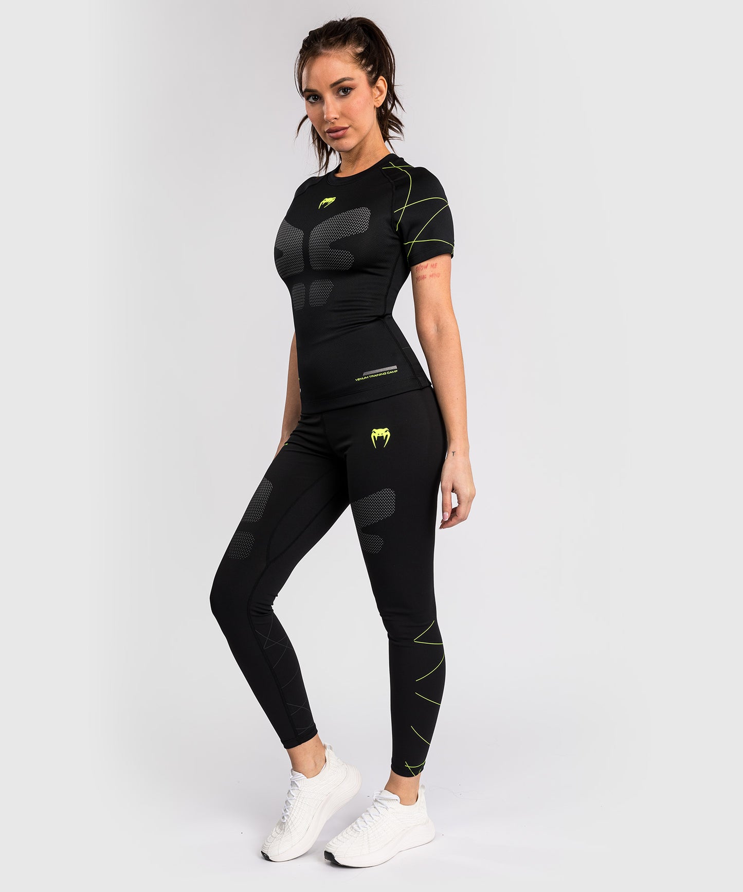 Rashguard Manches Courtes Venum Training Camp 4.0 - Noir/Vert Fluo