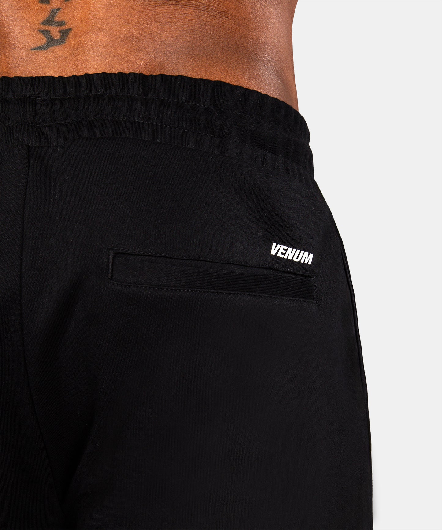 Venum Giant 3D Shorts aus Baumwolle – Schwarz