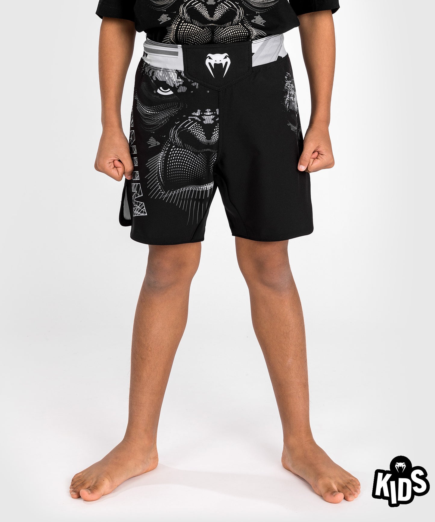 Venum Gorilla Jungle Pantaloncini da combattimento per bambini - Nero/Bianco