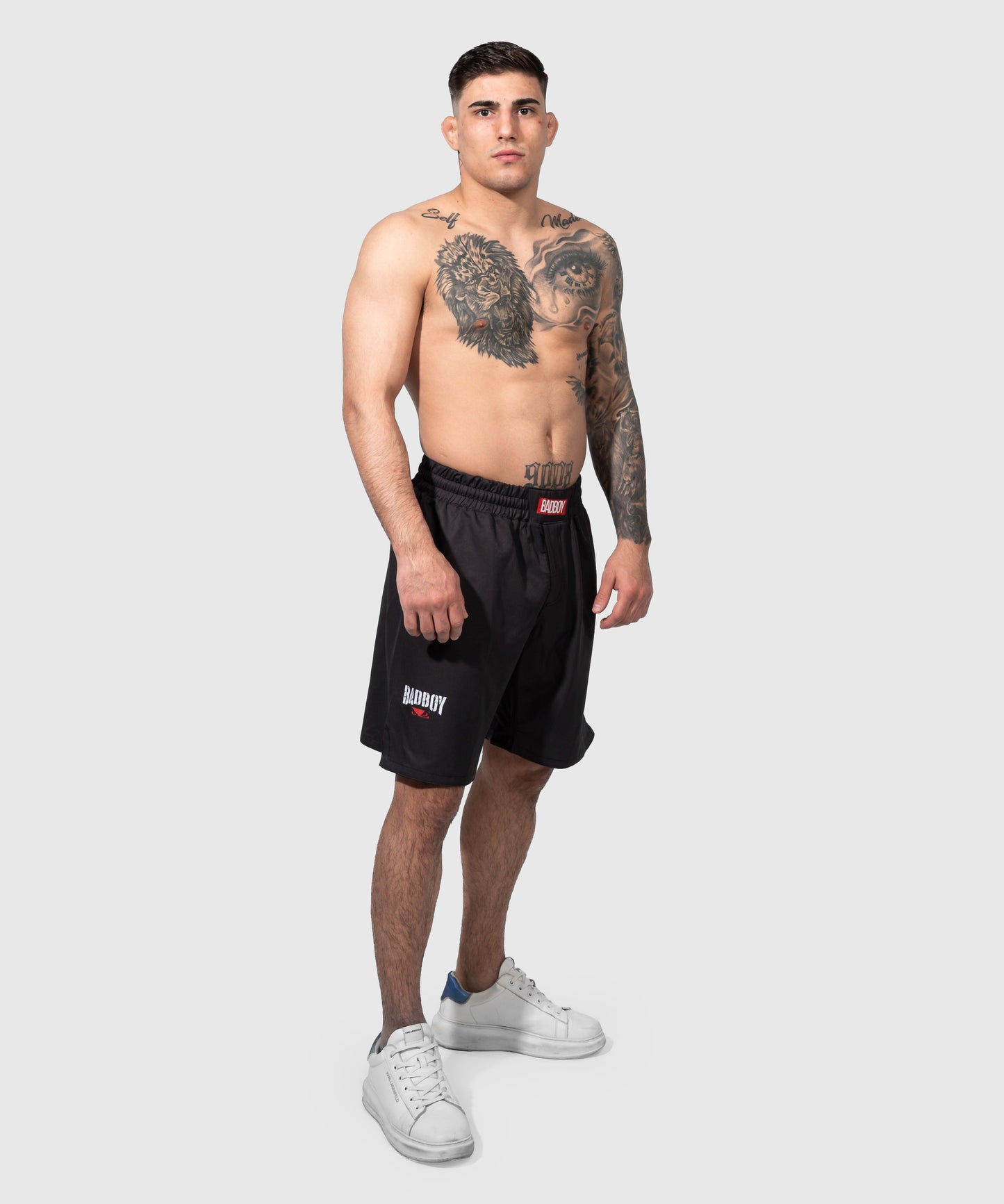 Bad Boy Guillotine Fightshorts - Schwarz/Weiß