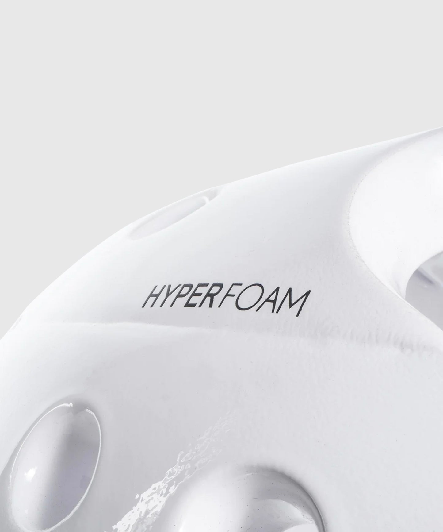 Fujimae WKF Casco de Karate con Visera - Blanco