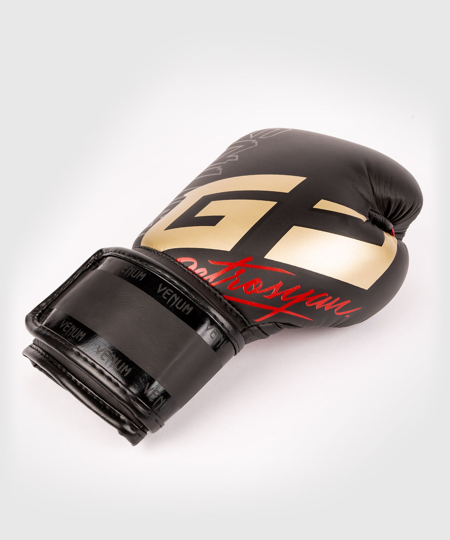 Gants de Boxe Venum Petrosyan 2.0 - Noir/Or