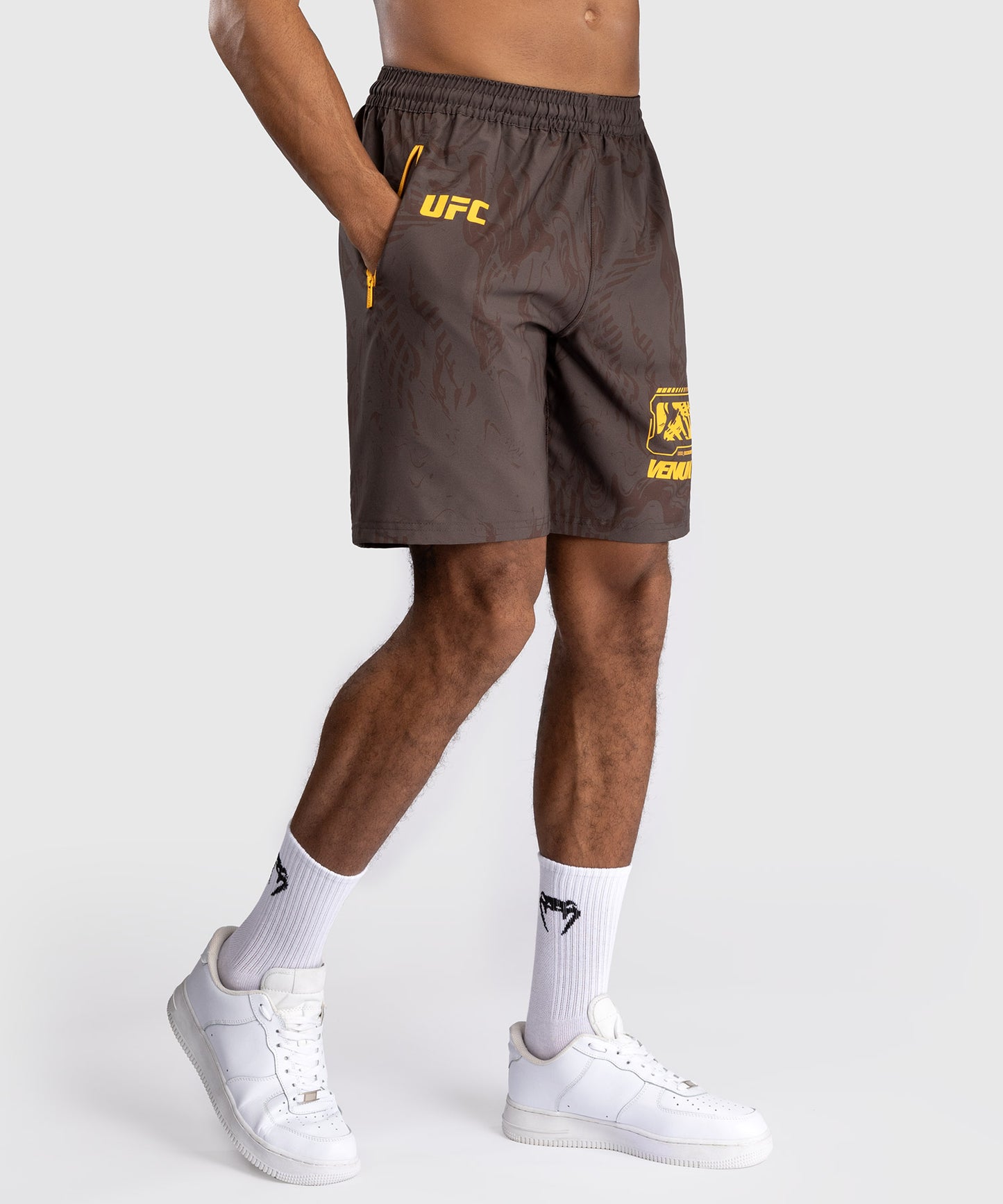 UFC Fusion by Venum Fight Week Herren Performance Short - Erdiges Braun