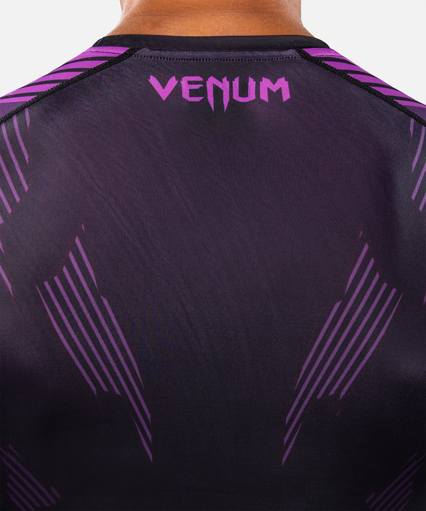 Venum No-Gi 6.0 Rashguard Manga Larga - Negro/Morado