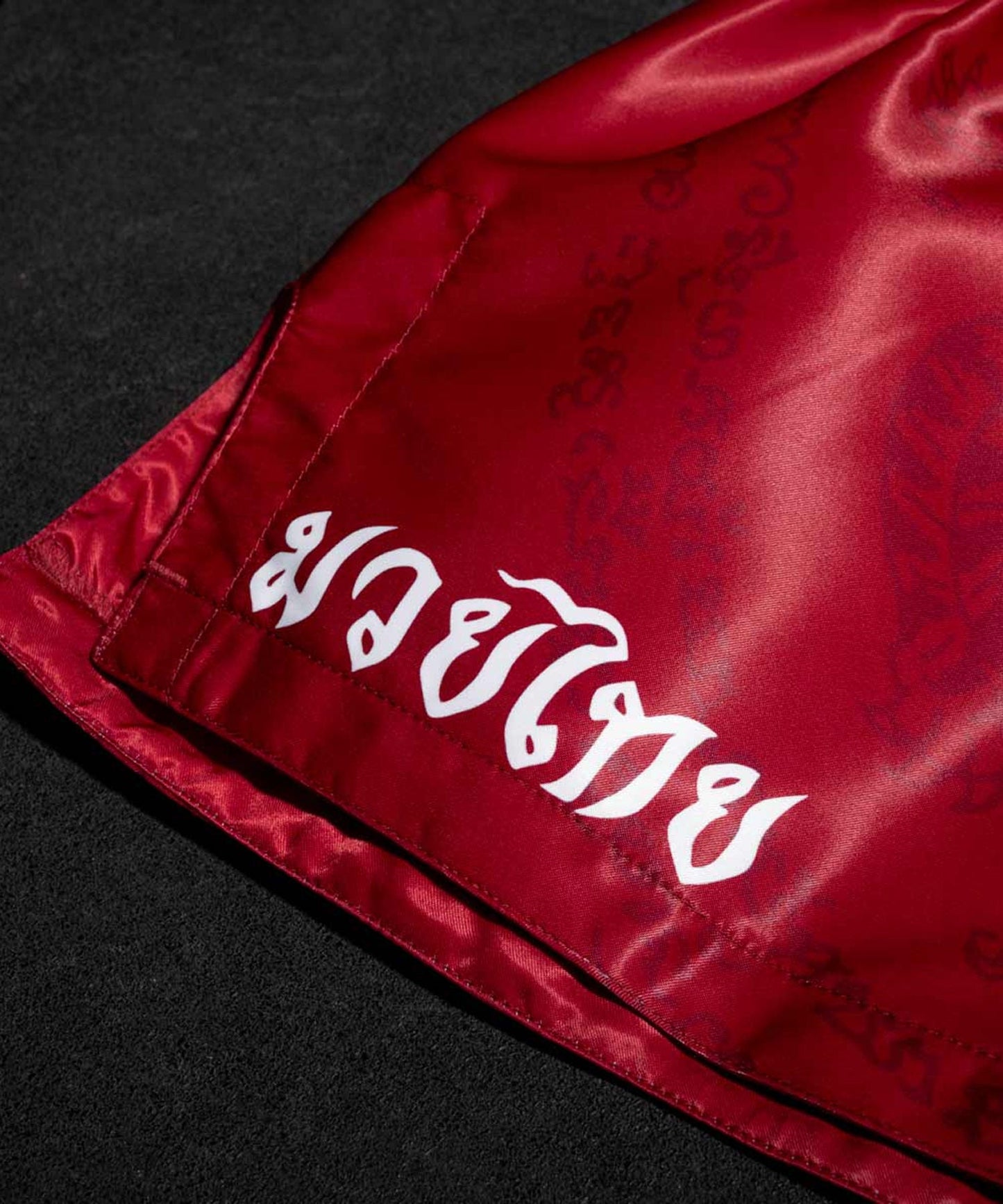 Short de Muay Thai Phantom Athletics Sak Yant - Rouge