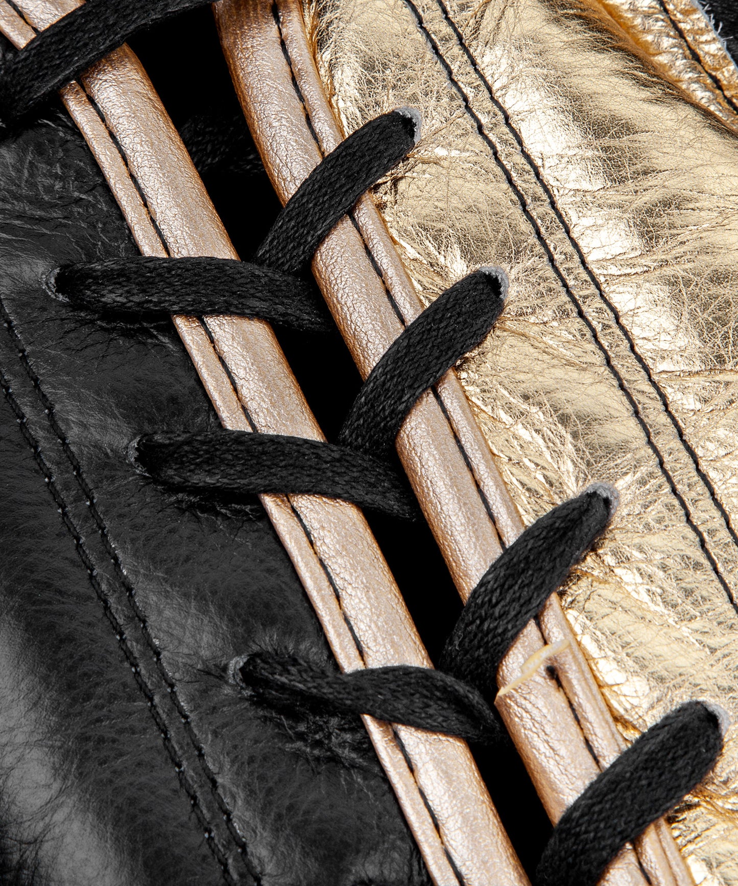 Gants de boxe à lacets Venum Giant 2.0 Pro - Noir/Or