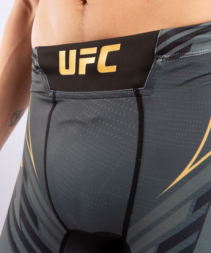 Venum Pro Line Herren UFC Kompressionsshorts - - - - - - - - - - - -. Champion