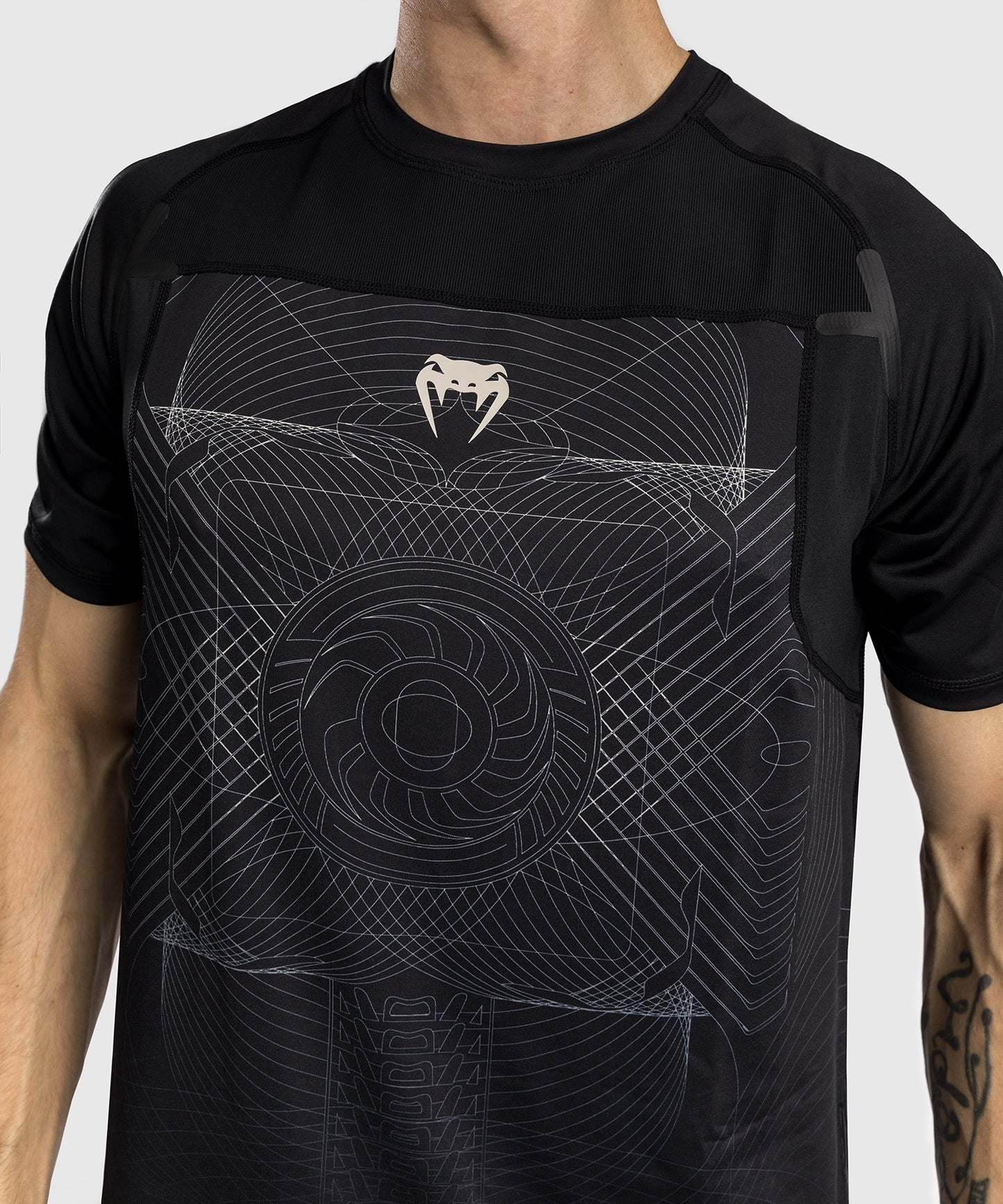 T-Shirt Dry-Tech Venum G-Fit Air - Noir Intense/Sable Désert