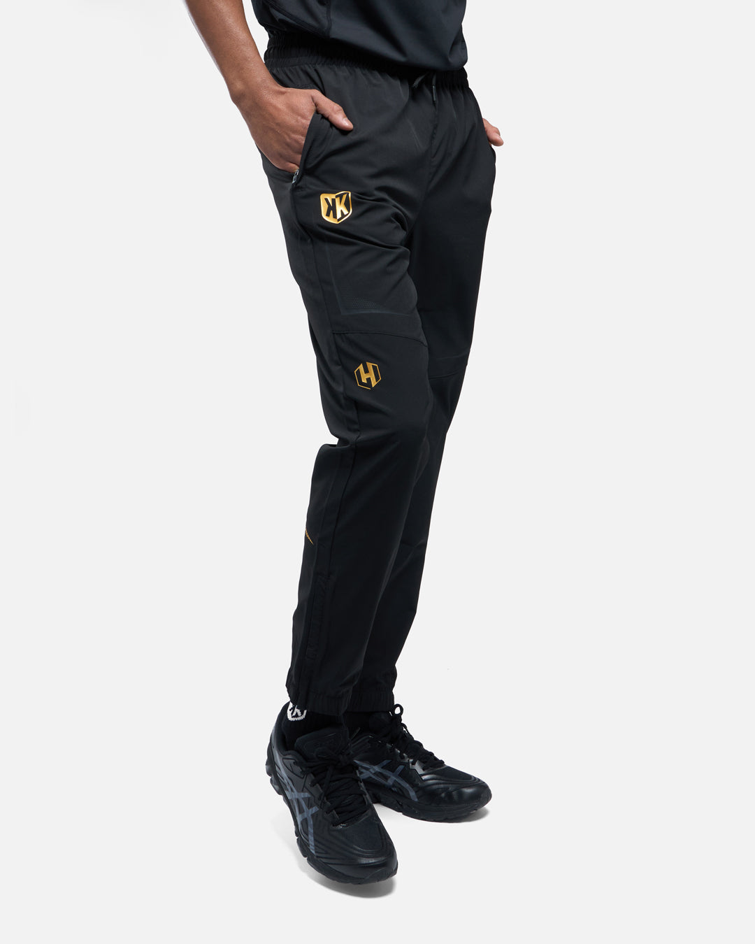 FK x Venum Hexagone MMA Komplettes Trainingsanzug-Set (Jacke + Hose) - Schwarz/Gold