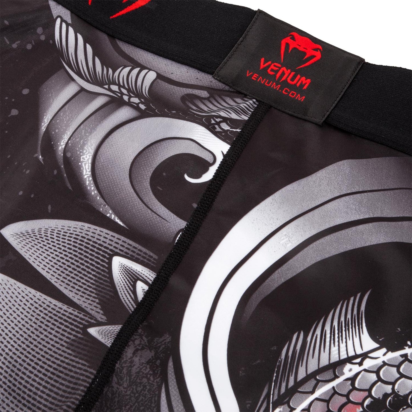Mallas cortas Venum KOI 2.0 - Negro/blanco