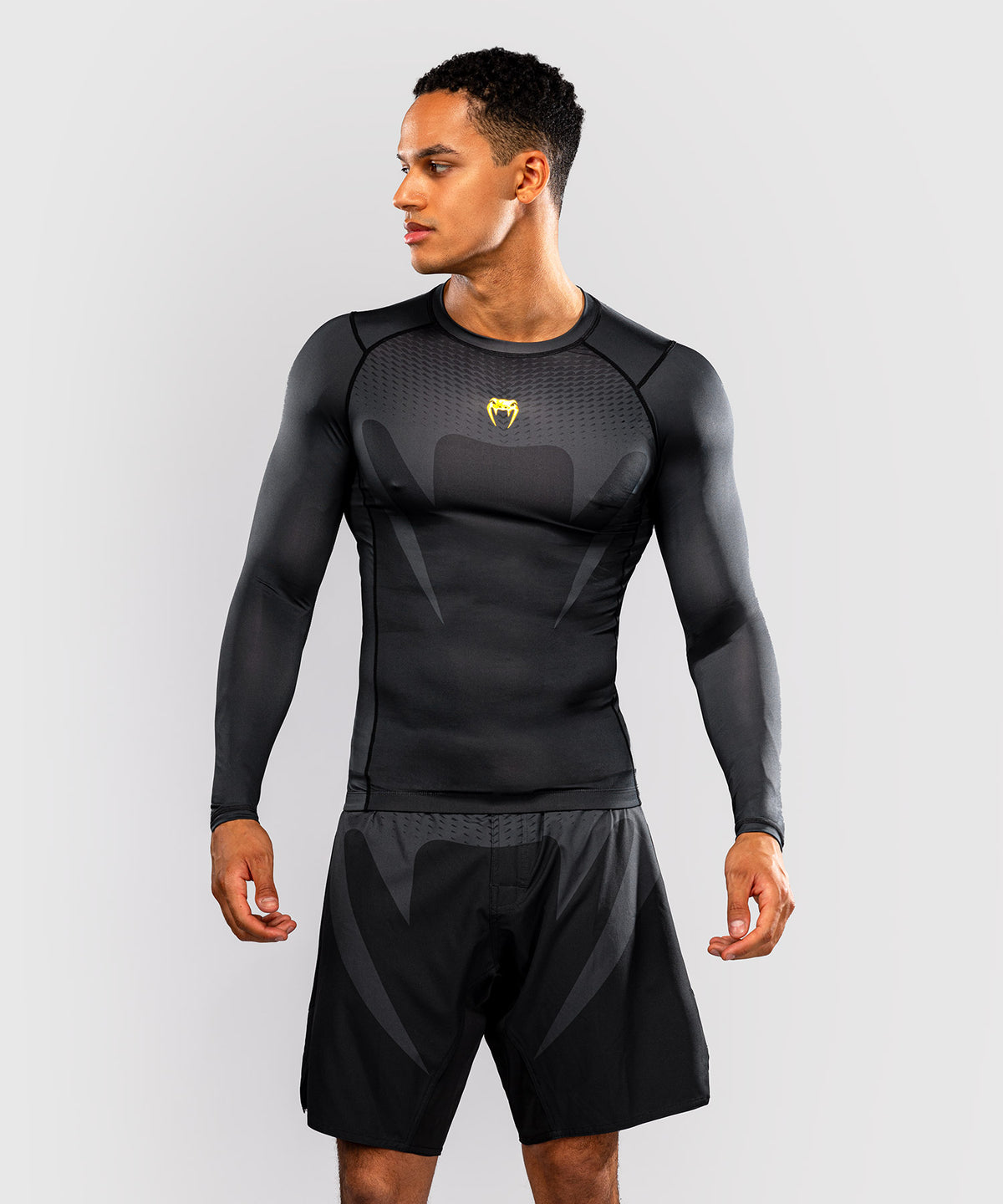 Venum Attack Langarm-Rashguard - Schwarz/Gold