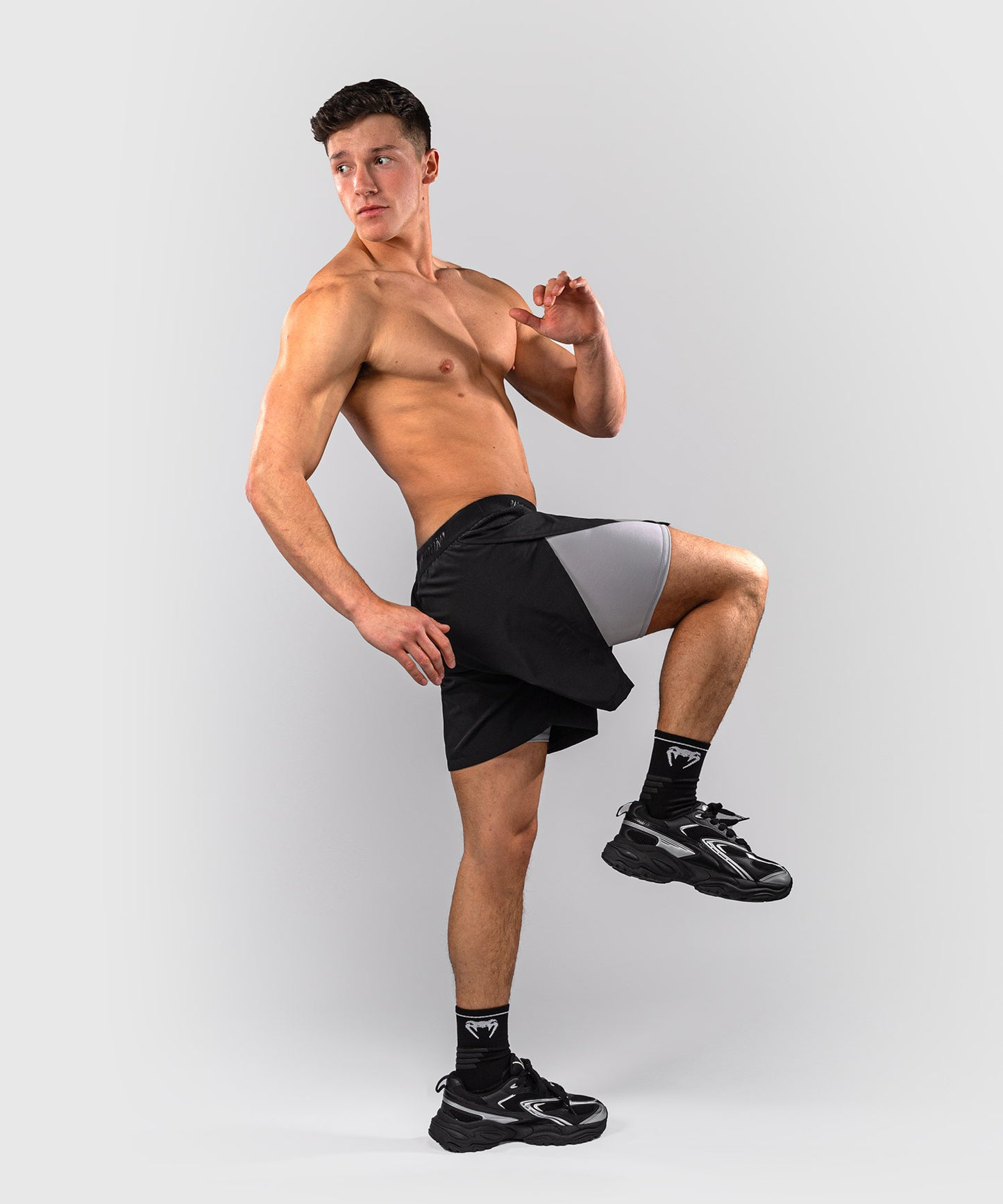 Pantaloncini da allenamento ibridi Venum Lazer - Nero/Grigio