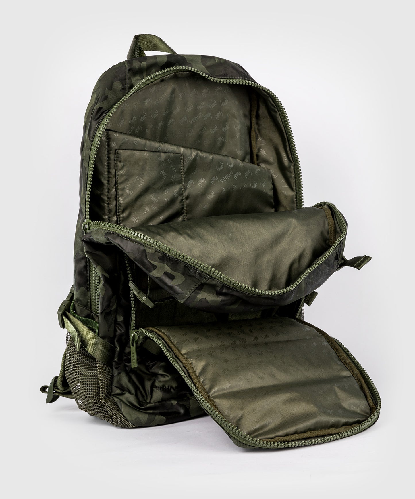Venum Challenger Pro Rucksack (20-25L) – Khaki/Camo