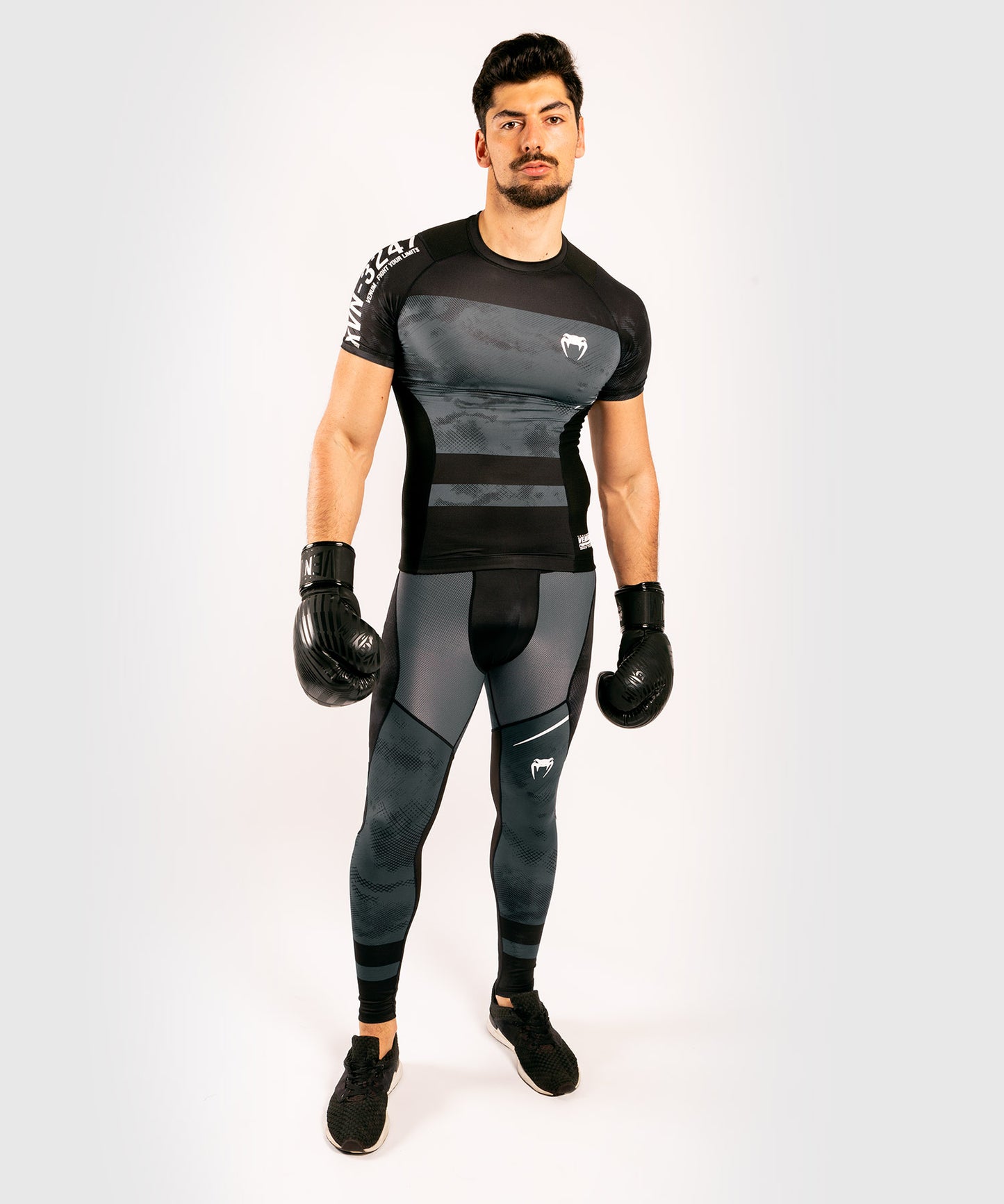 Rashguard Venum Sky247 - Manches Courtes