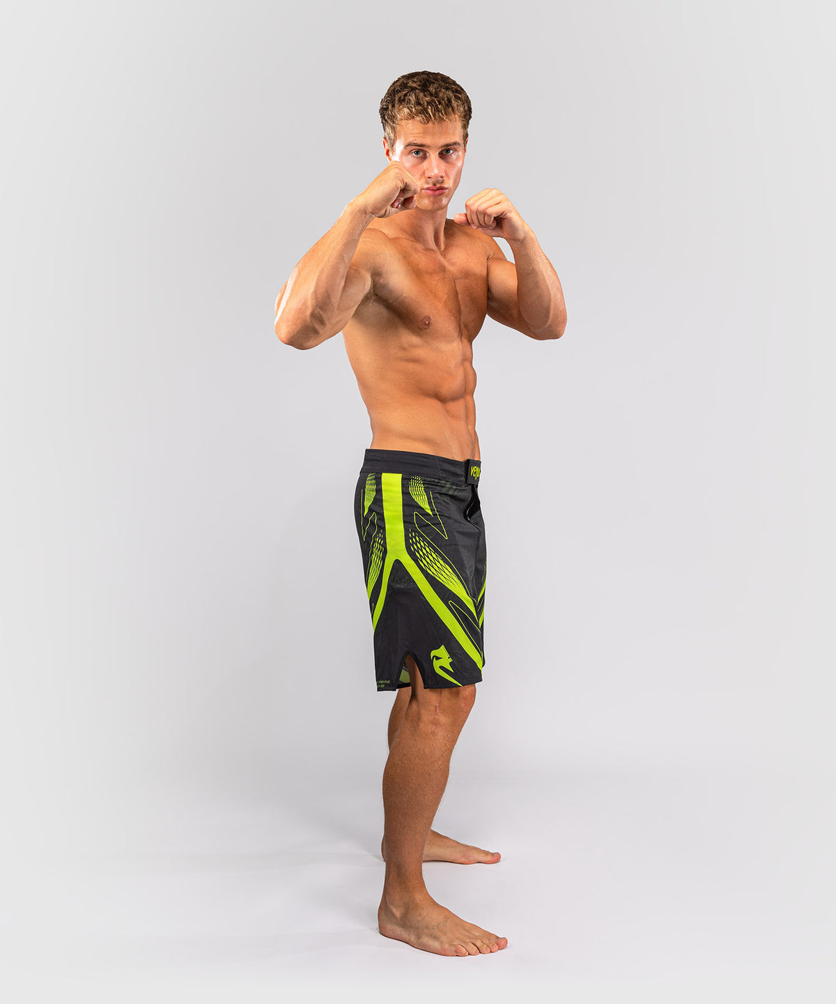Venum Amazonia Reborn MMA-Shorts - Schwarz/Grün