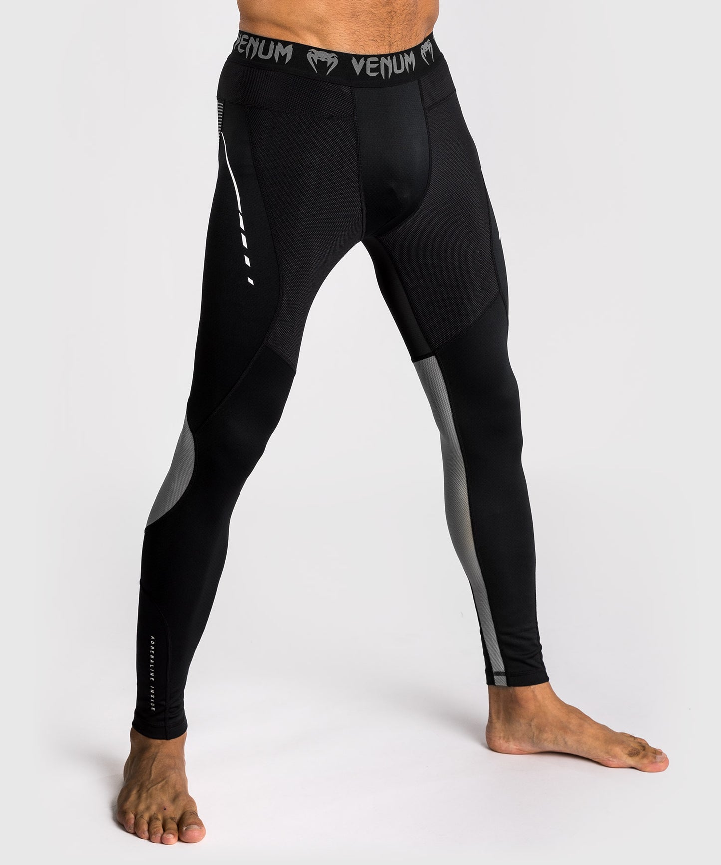 Venum Adrenaline Pantaloni Compressivi – Nero/Grigio Argento