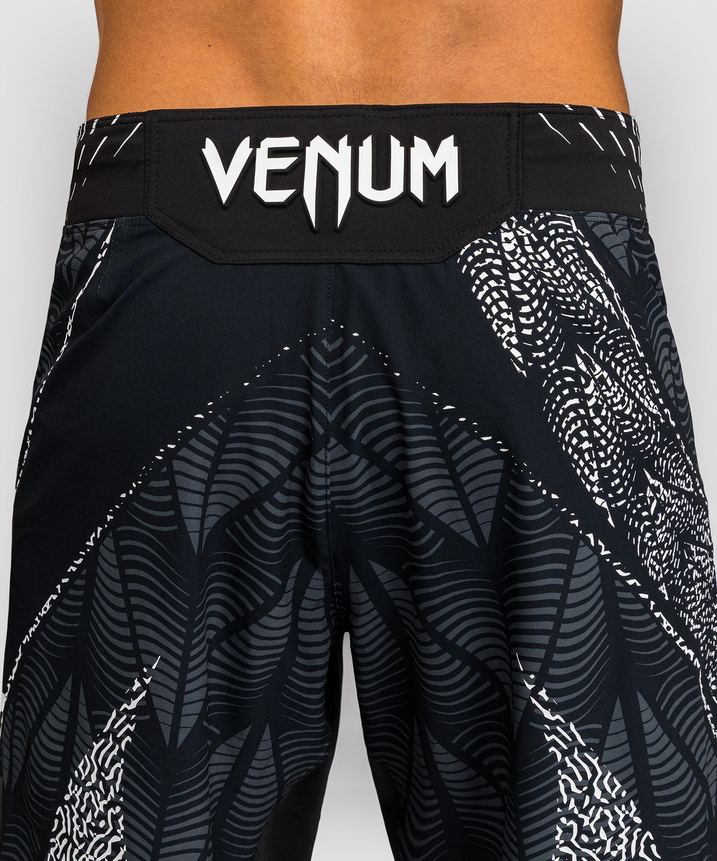 Short de combat coupe longue Homme UFC Zenith by Venum Authentic Fight Night - Noir