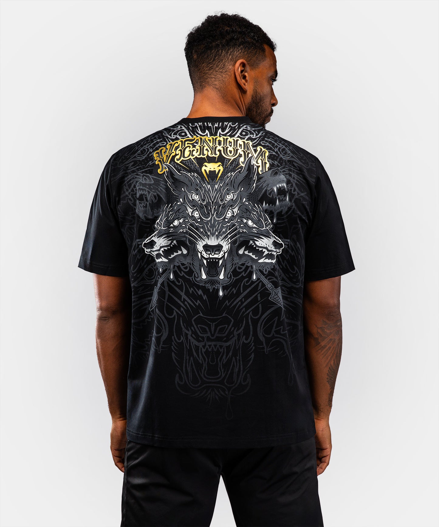T-shirt Venum Wolf Atak – Noir/Gris