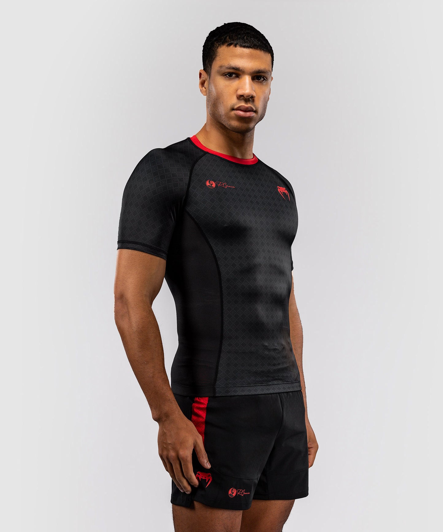 Rashguard à Manches Courtes Venum x Roger Gracie Signature - Noir/Rouge