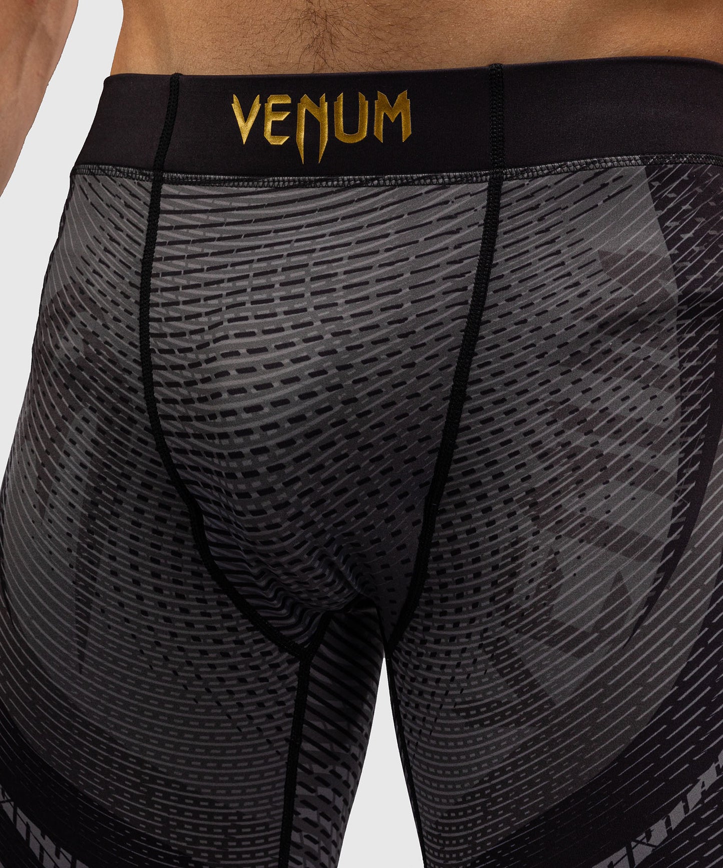 Venum Galactic 3.0 Pantalón Corto de Compresión - Negro/Oro