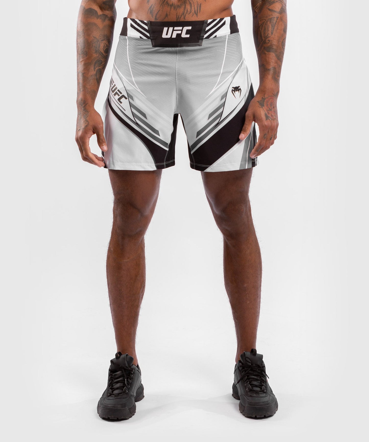 Venum Authentic Fight Night Gladiator UFC Männer Fightshorts - Weiß