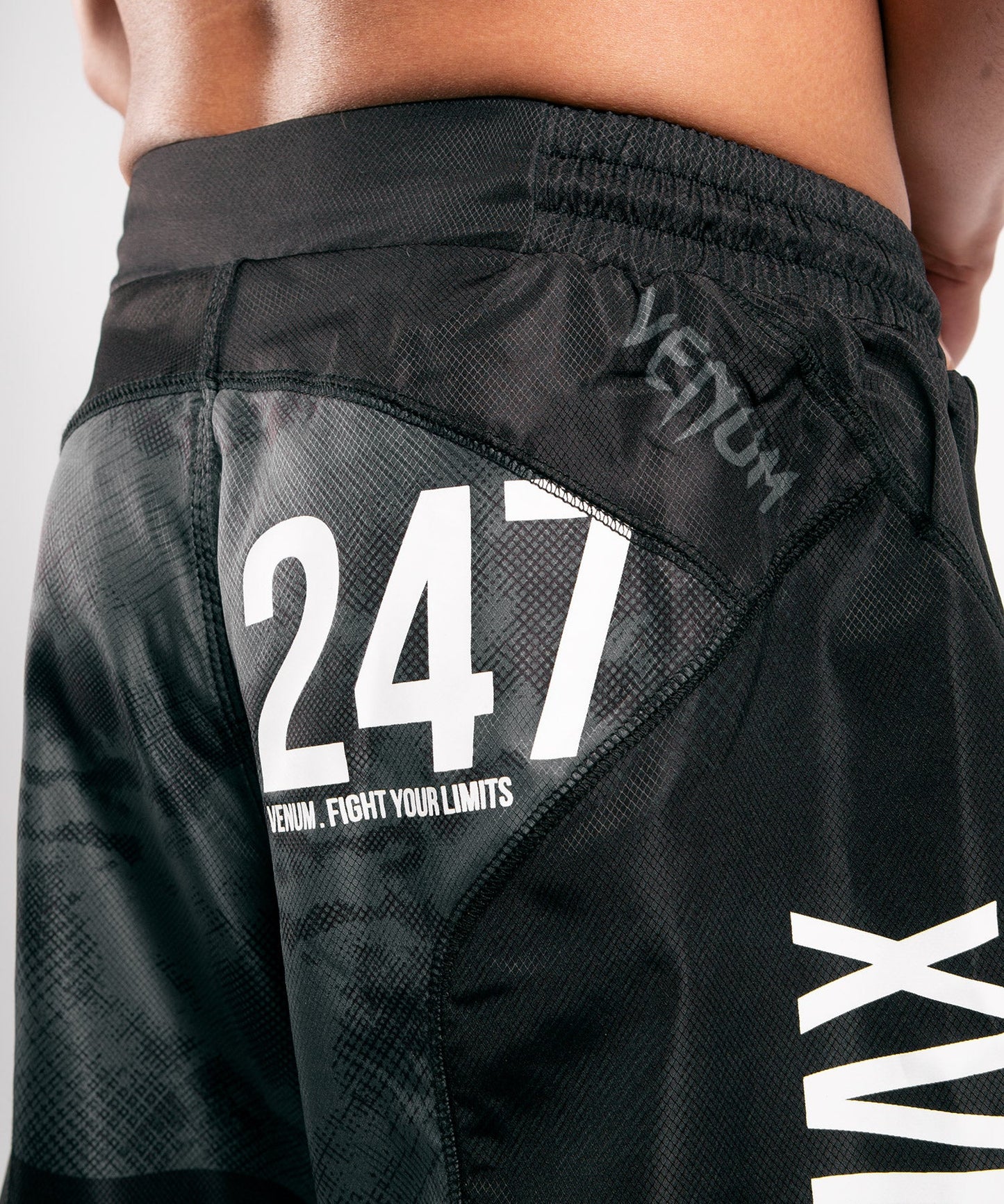 Fightshort Venum Sky247  - Noir/Gris