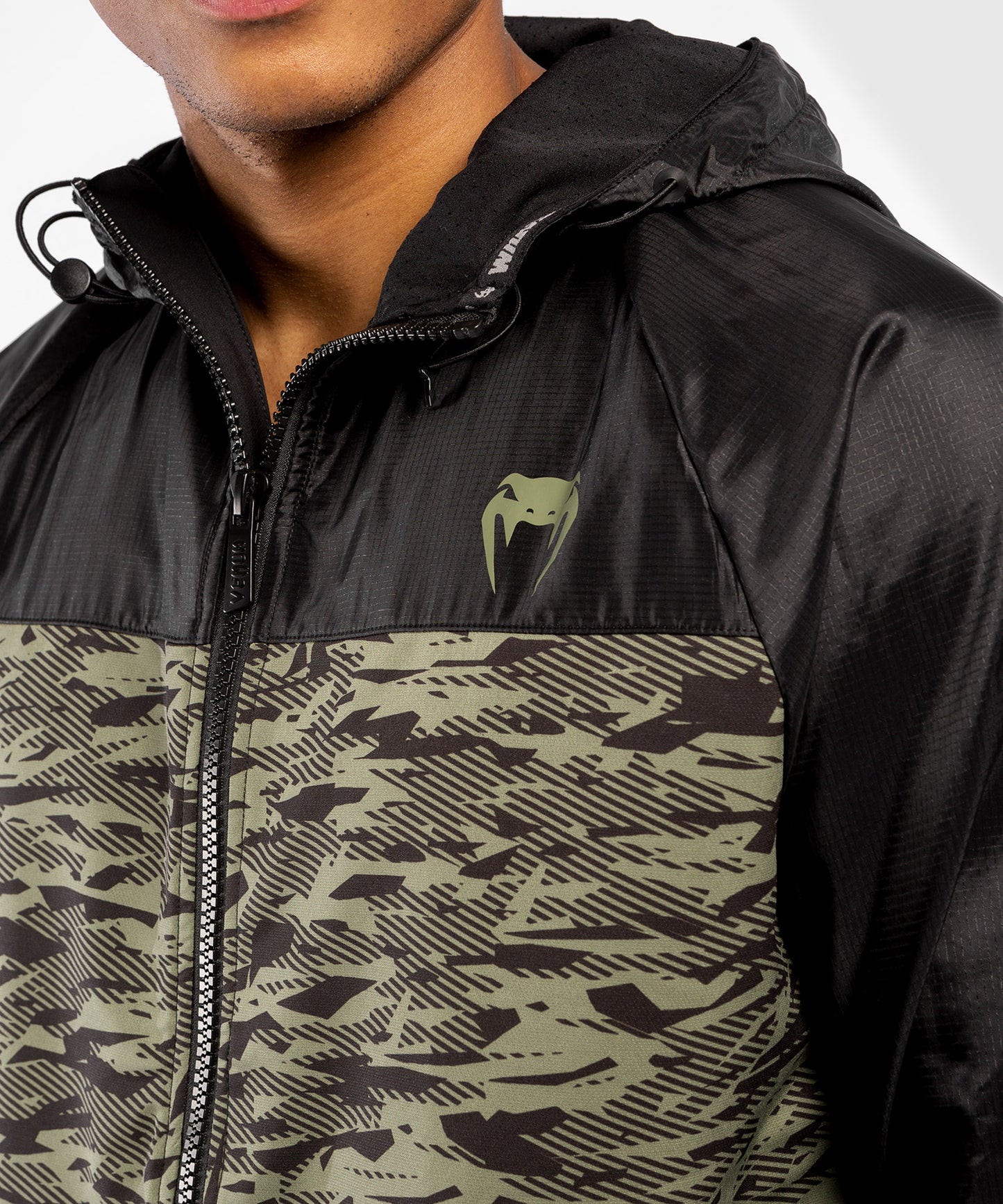 Sweatshirt Venum Laser XT – Noir/Forest Camo
