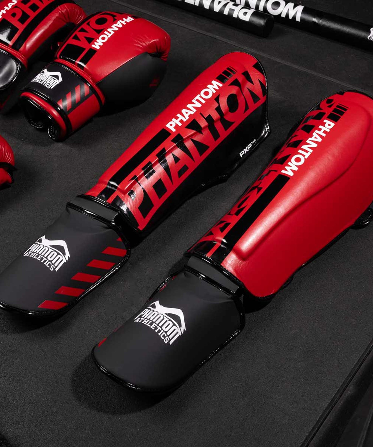Phantom Athletics Apex Schienbeinschoner - Rot