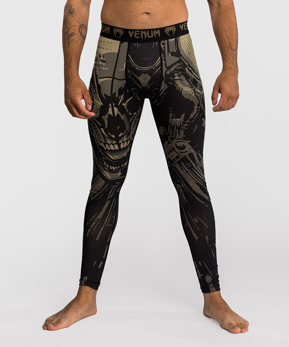 Venum Invader Spats - Black/Sand