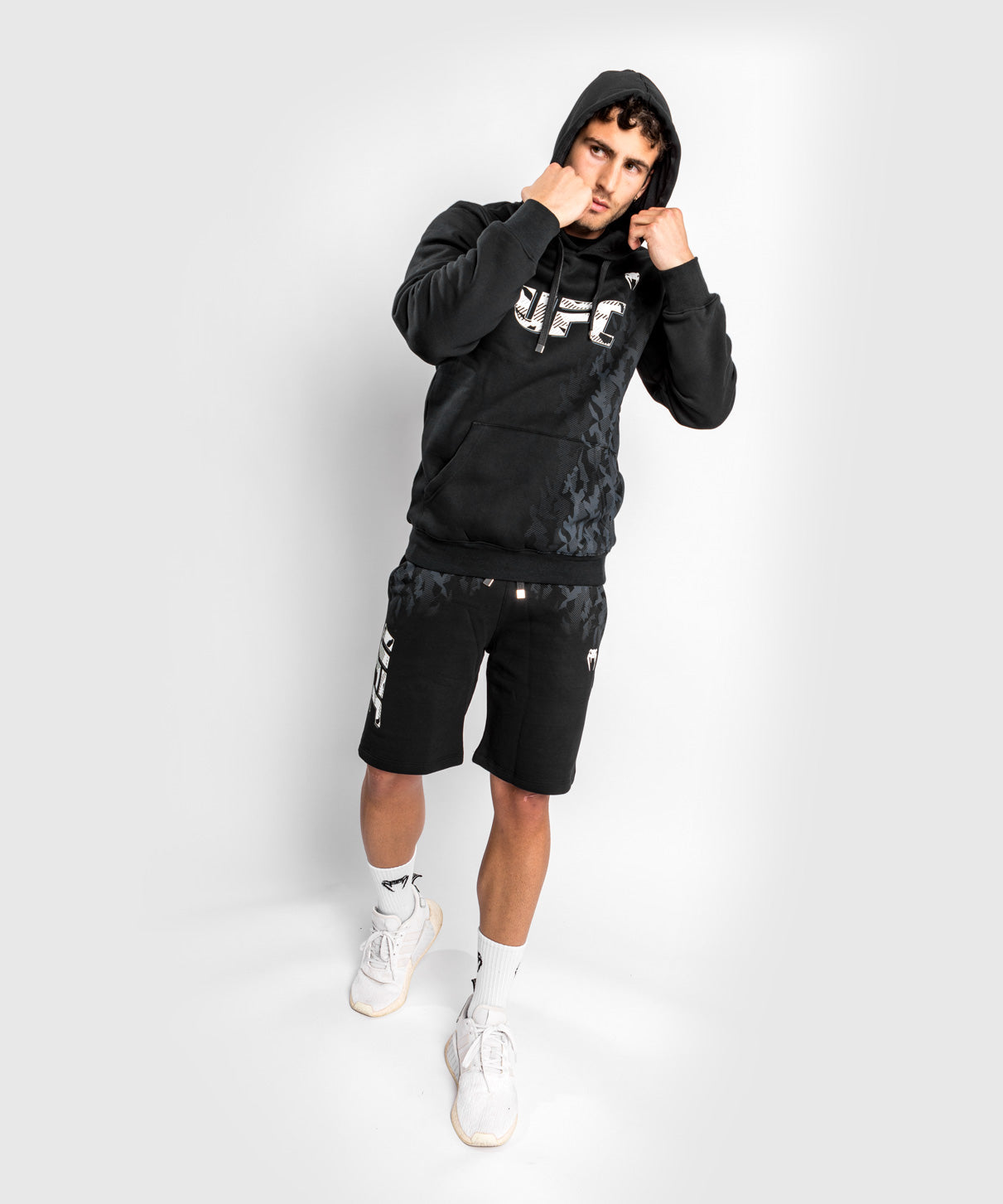 UFC Venum Authentic Fight Week Herren Baumwoll-Sportshorts - Schwarz