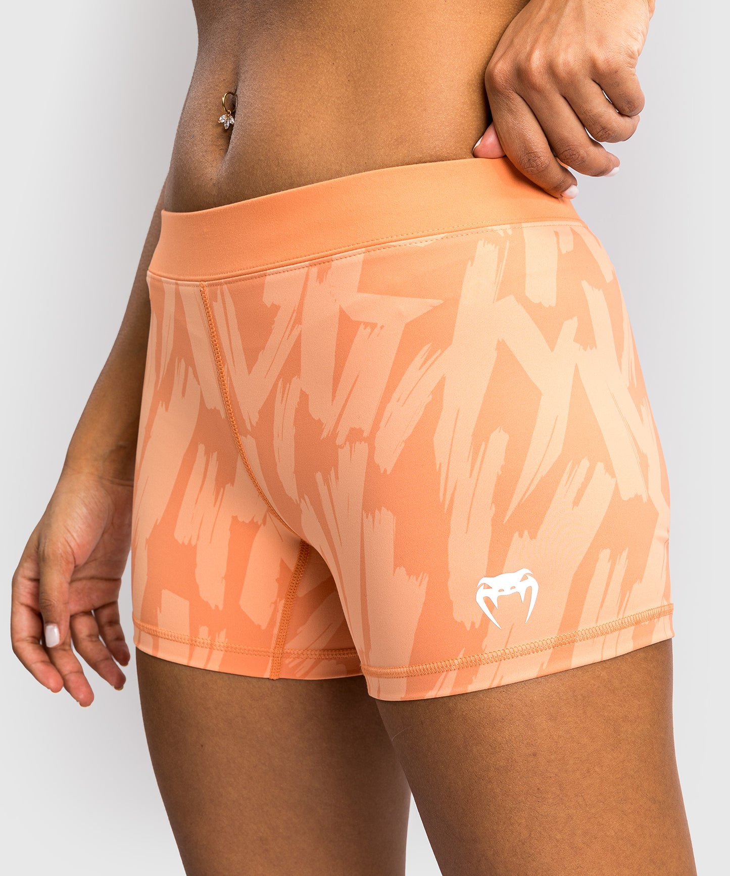 Venum Graffiti Shorts a Compressione da Donna - Albicocca Vellutata