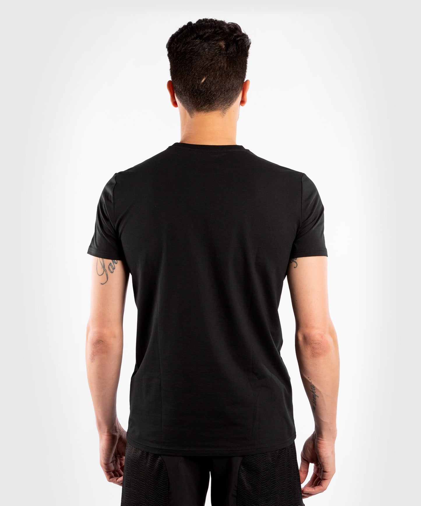 Camiseta Venum Classic – Negro/Negro