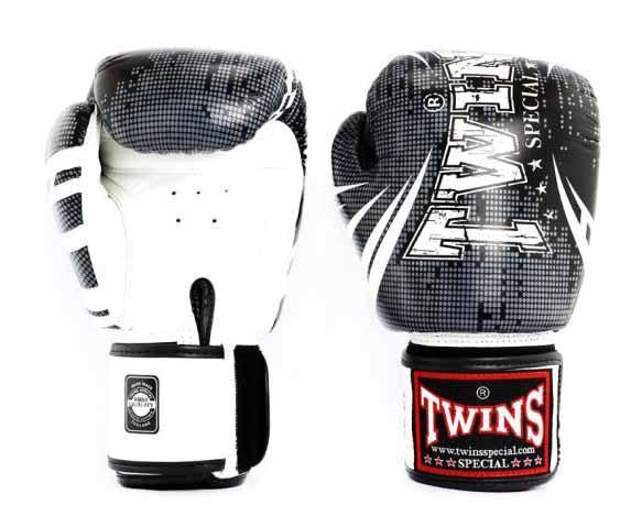 Twins Fantasy Boxing Gloves - Black/White