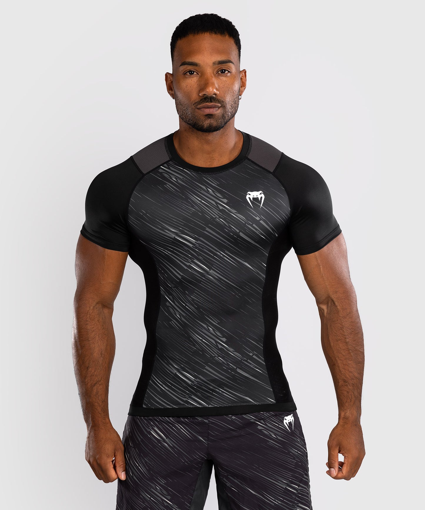 Venum Rapid Kurzarm Rashguard - Schwarz/Sturmgrau