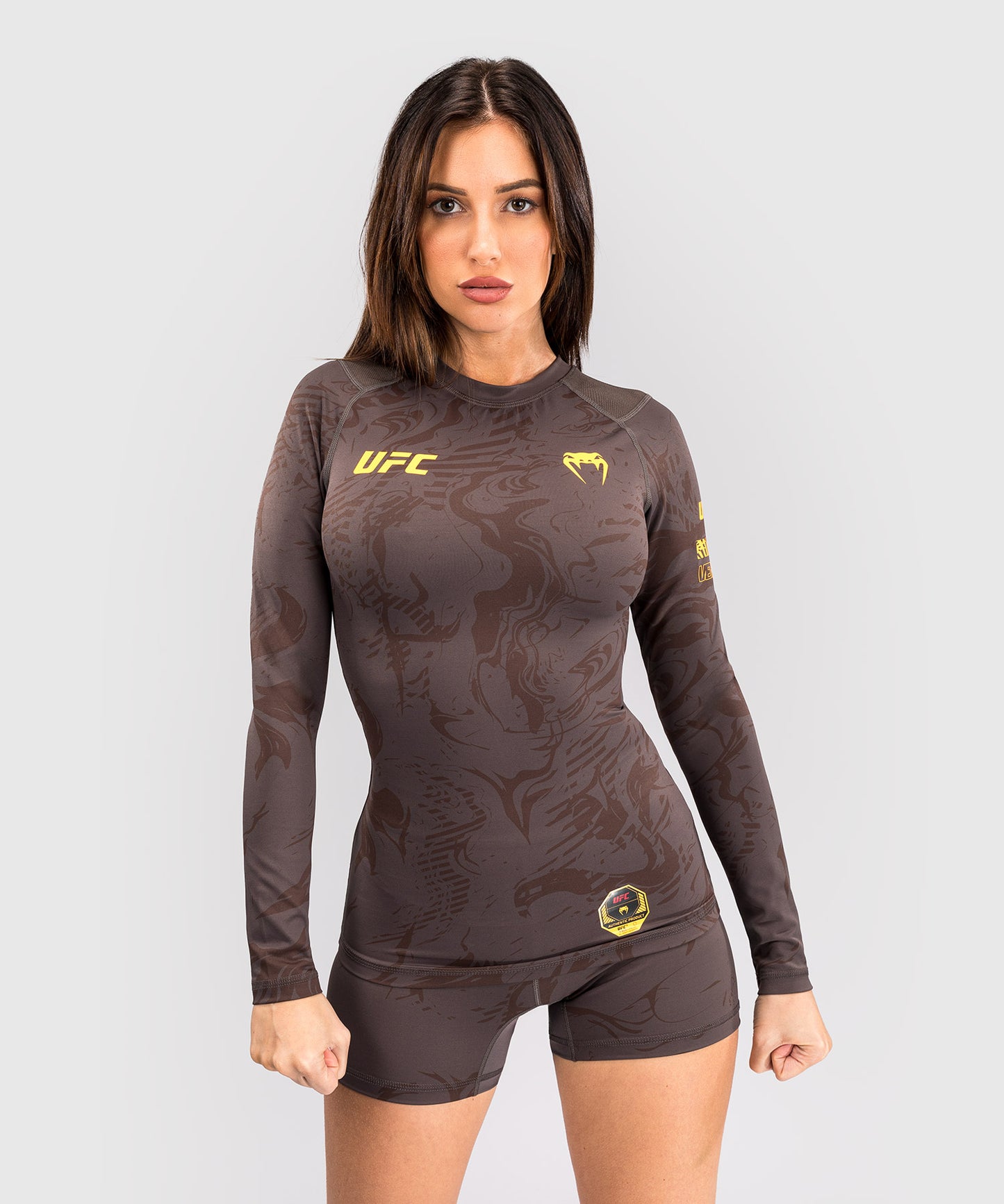 UFC Fusion by Venum Fight Week Damen Performance Langarm Rashguard - Erdiges Braun