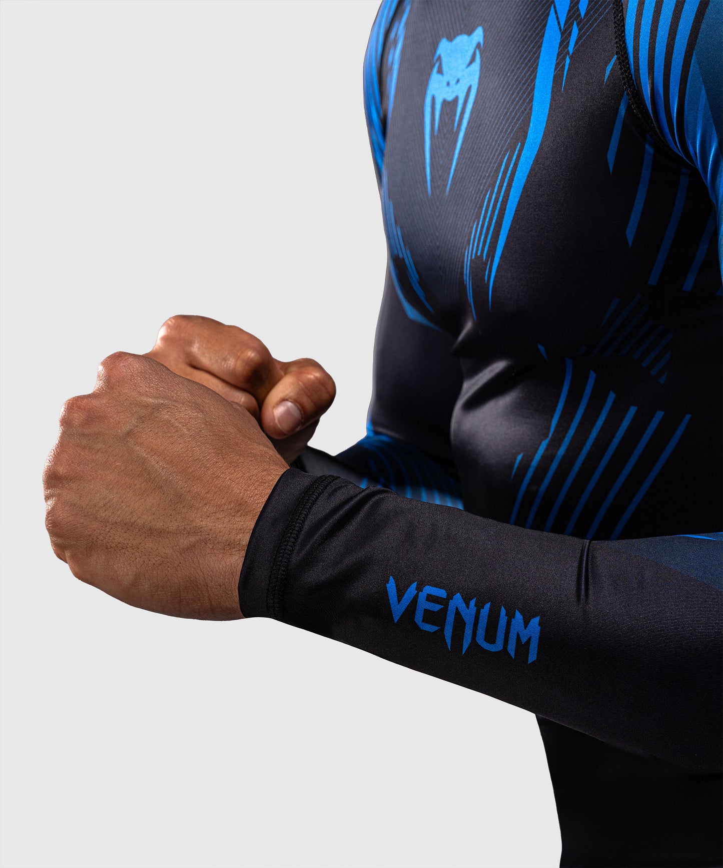 Venum No-Gi 6.0 Rashguard Manga Larga - Negro/Azul
