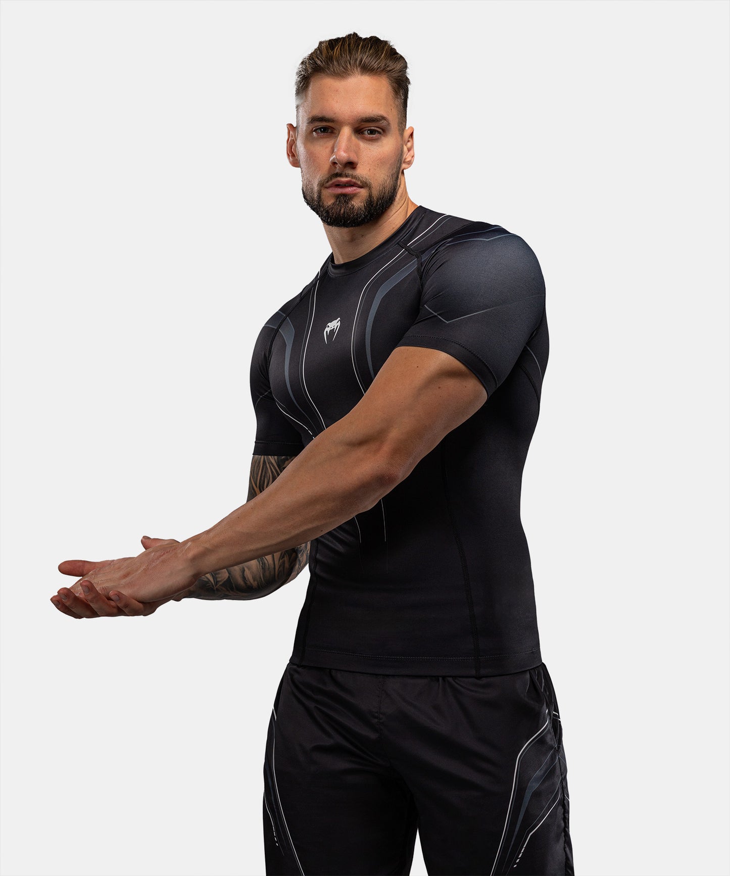 Venum Streamline Short Sleeve Rashguard - Black/White
