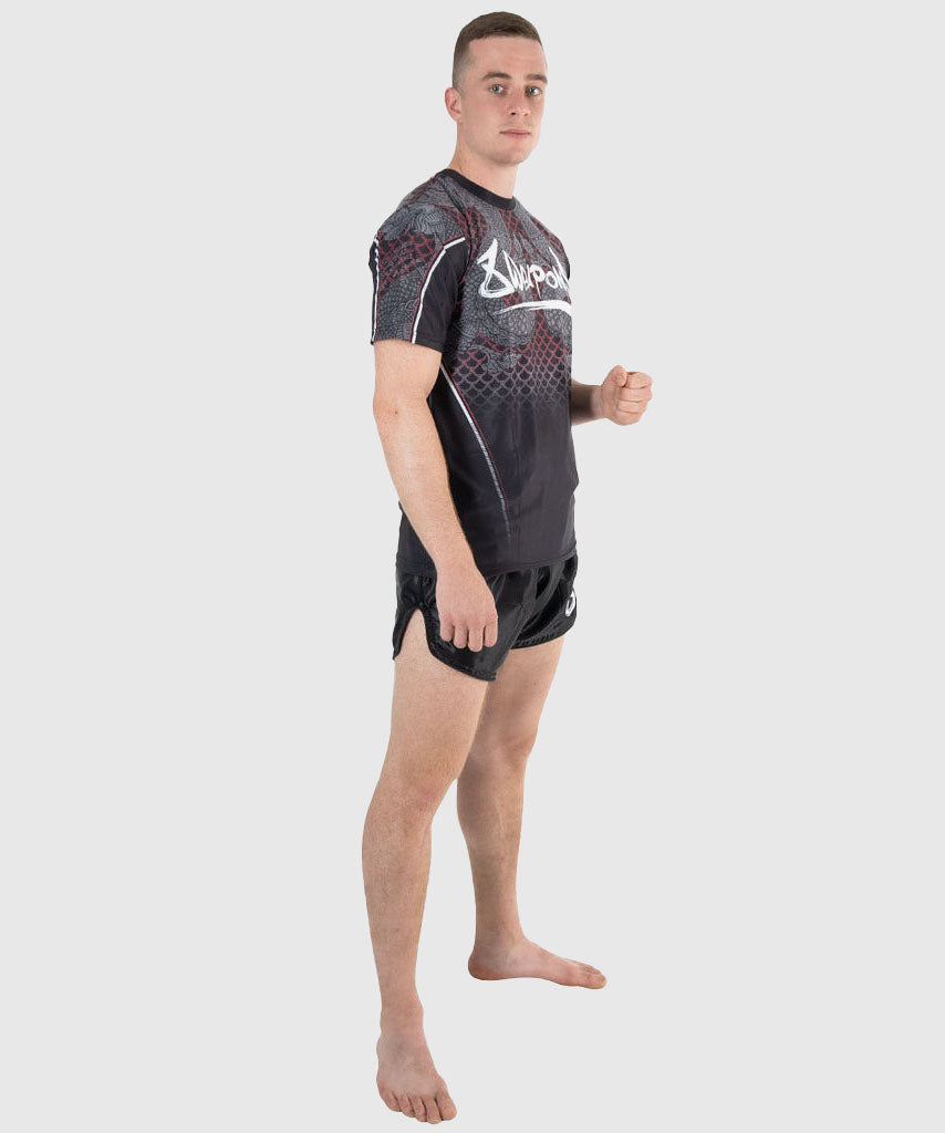 8 Weapons Functional Naga Yant T-Shirt - Schwarz/Rot