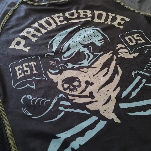 Pride Or Die Pirate Rashguard - Schwarz