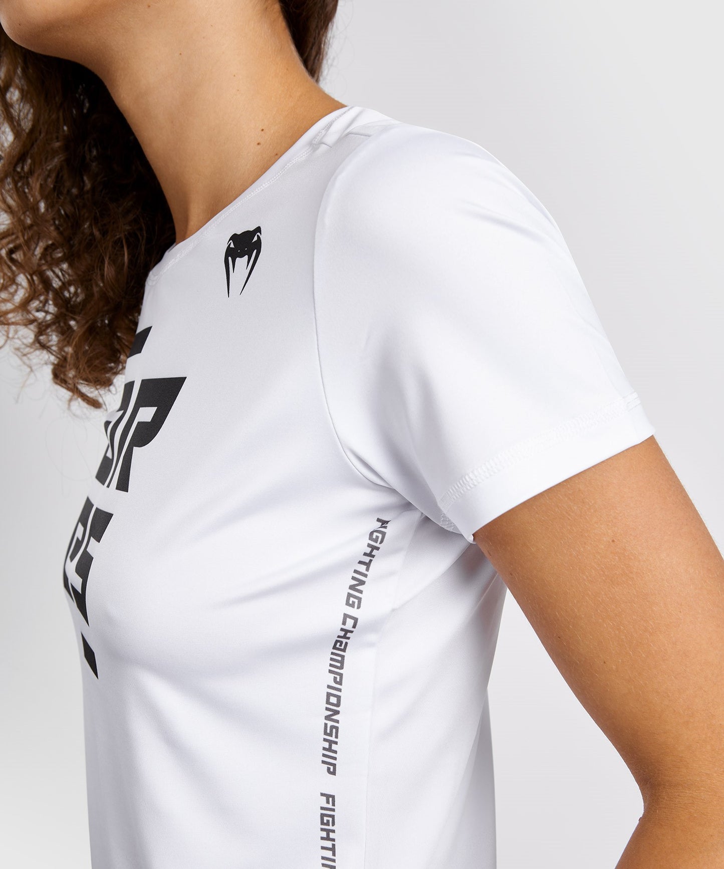 Venum x Ares Camiseta Dry Tech Mujer - Blanca