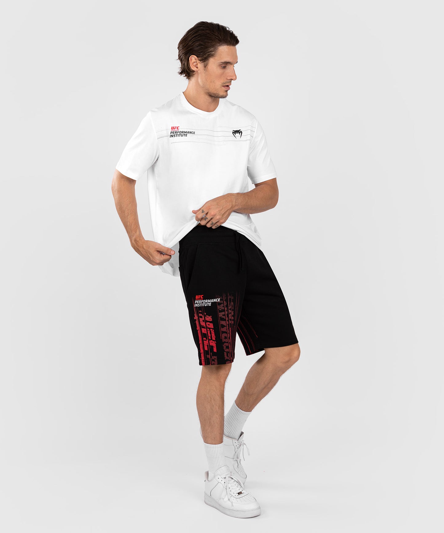 UFC Venum Performance Institute 2.0 Baumwoll-Short für Männer - Schwarz/Rot