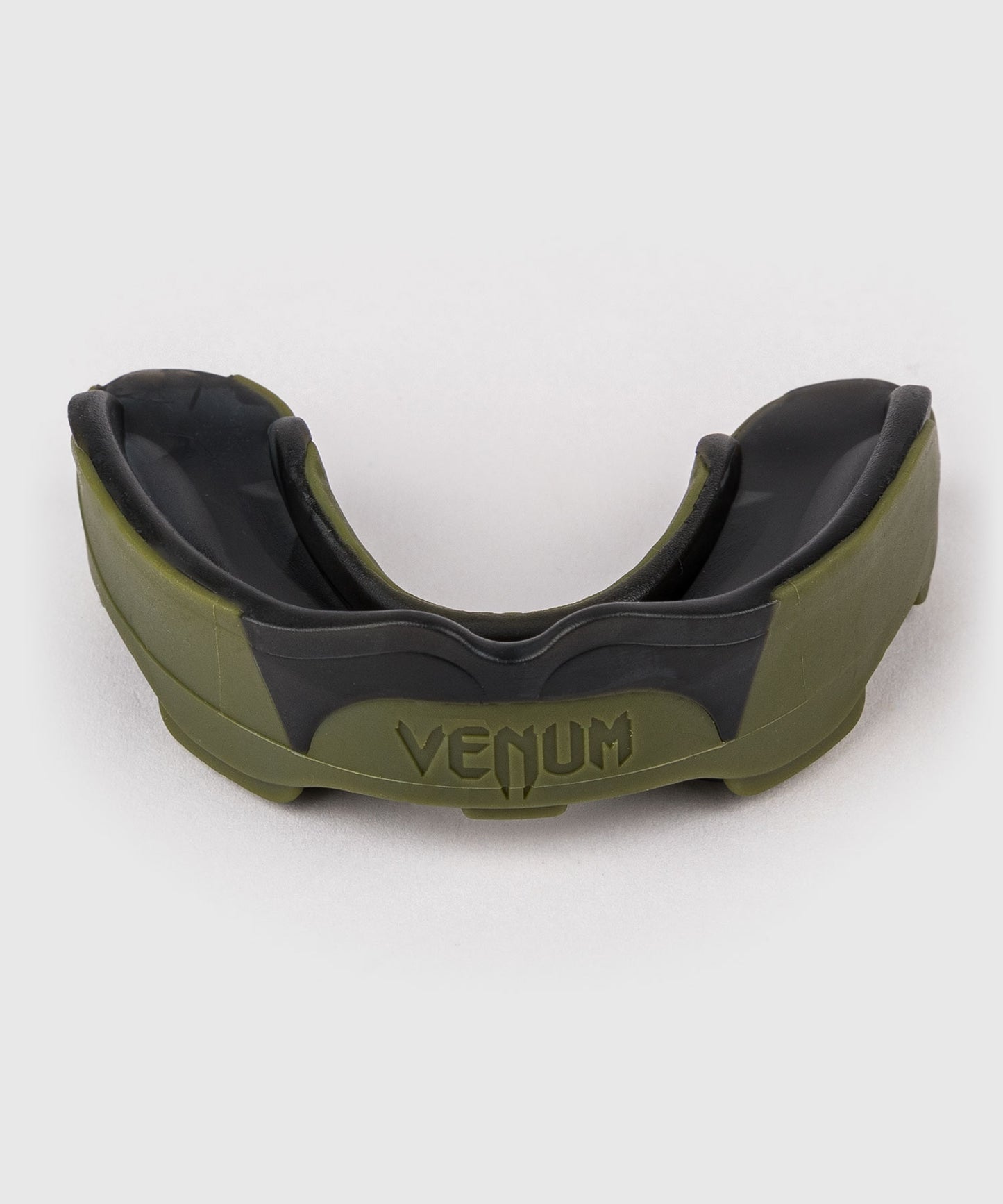 Venum Predator Mundschutz