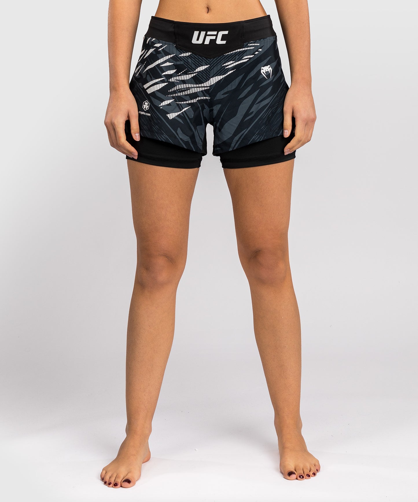 UFC Fusion by Venum Authentic Fight Night Damen Fight Short - Schwarz