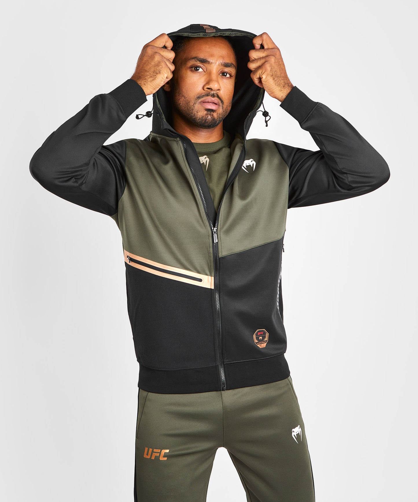 Sweatshirt zippé à capuche UFC Adrenaline by Venum Fight Week - Khaki/Bronze